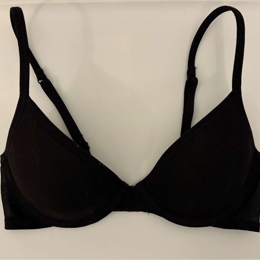 Victoria Secret 32B WEAR EVERYWHERE LIGHTLY LINED T-SHIRT BRA